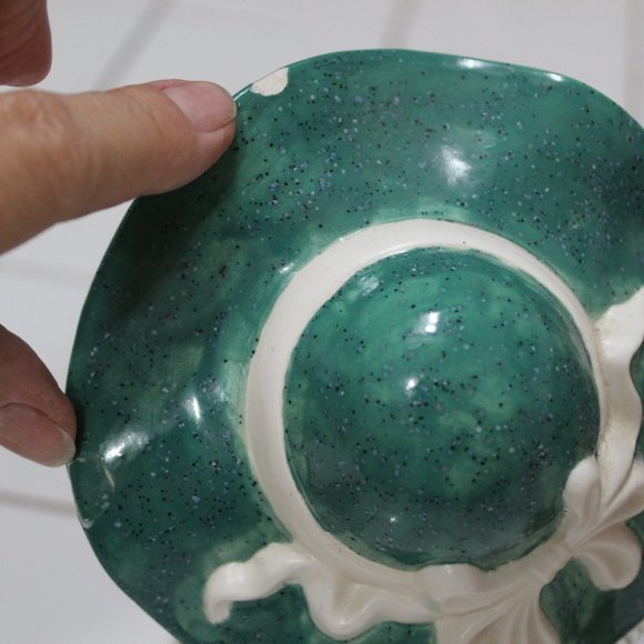 Vintage 1997 set 2-pc ceramic girls blondes pink & green in hats tall 7" - Picture 6 of 12